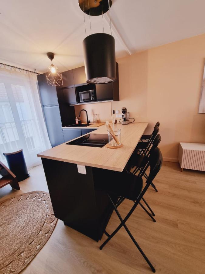 Duplex Neuf Centre Ville Avec Parking Neauphle-le-Château Zewnętrze zdjęcie